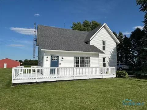302 County Road 11, Liberty Center, OH 43532