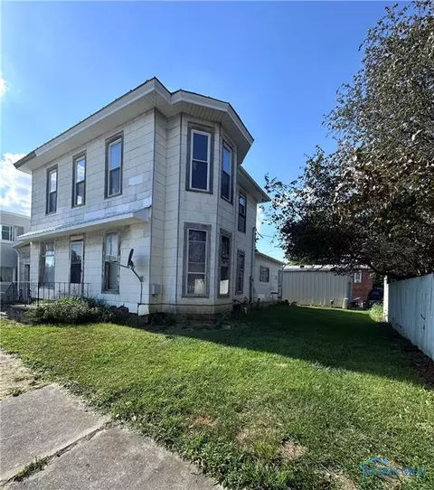 104 E Saffell St, Sycamore, OH 44882