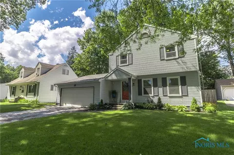 5632 Northview Dr, Sylvania, OH 43560