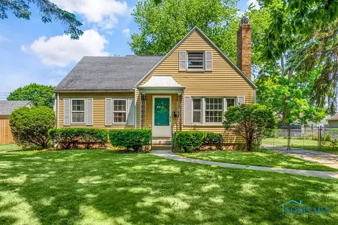 418 California Blvd, Toledo, OH 43612