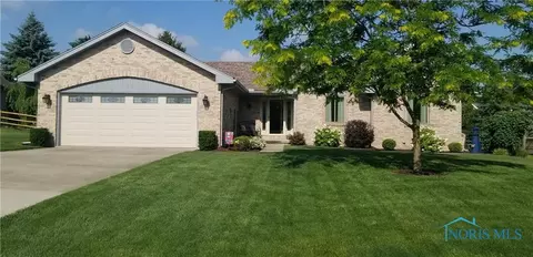 13751 Otusso Dr, Perrysburg, OH 43551