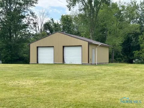 206 College St, Edon, OH 43518