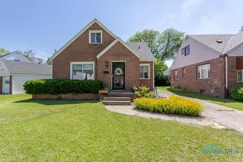 2814 Latonia Blvd, Toledo, OH 43606