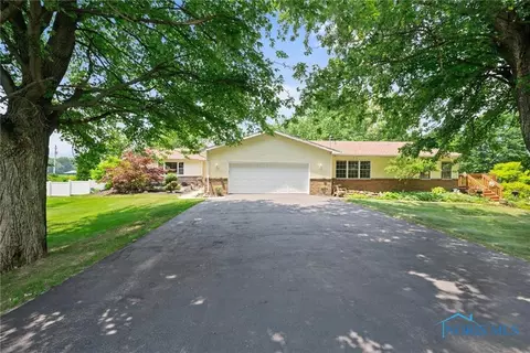8760 Heller Rd, Whitehouse, OH 43571