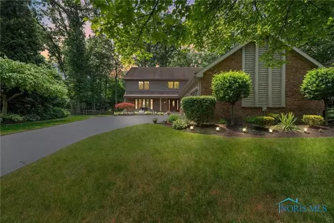 5533 Ginger Tree Ln, Toledo, OH 43623