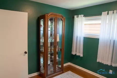 5618 Chippewa Rd, Toledo, OH 43613 photo 7