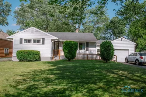 5618 Chippewa Rd, Toledo, OH 43613 photo 2