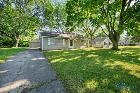 36 Independence Rd, Toledo, OH 43607 photo 2