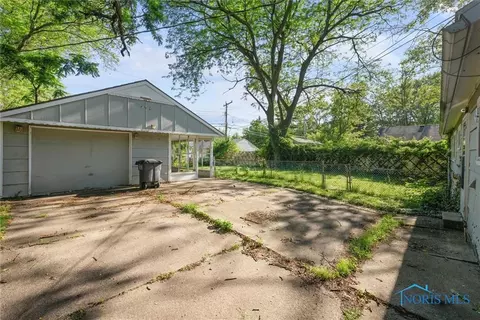 36 Independence Rd, Toledo, OH 43607 photo 23
