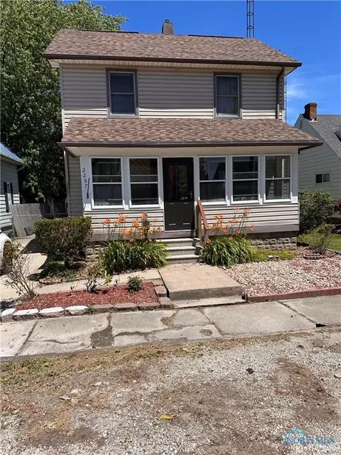 2267 Brown Rd, Oregon, OH 43616