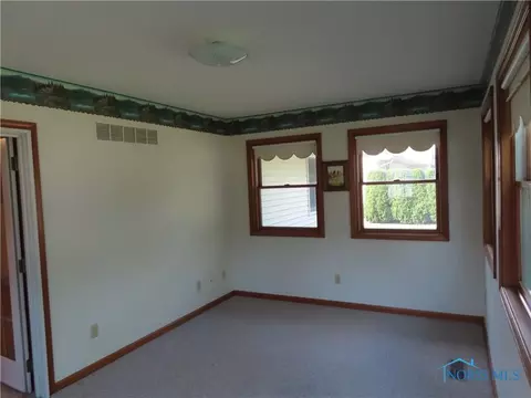 327 Carson Dr, Bryan, OH 43506 photo 17