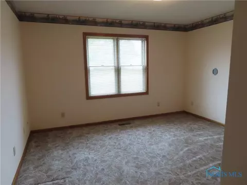 327 Carson Dr, Bryan, OH 43506 photo 23