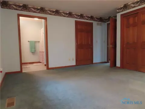 327 Carson Dr, Bryan, OH 43506 photo 19