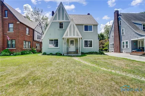 3313 Darlington Rd, Toledo, OH 43606