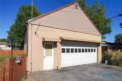 301 Rector Ave, Findlay, OH 45840 photo 6