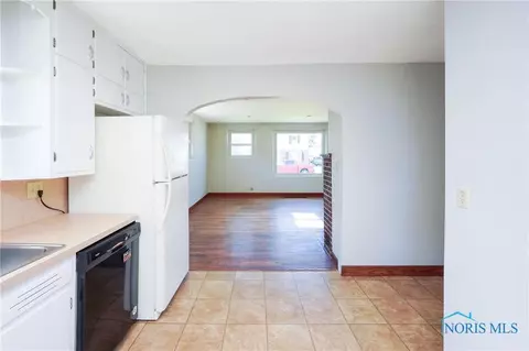 301 Rector Ave, Findlay, OH 45840 photo 11