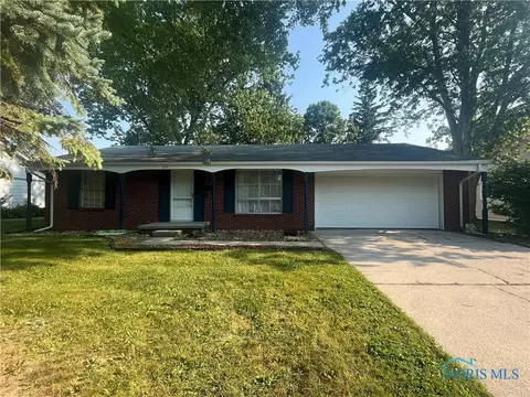 215 Park St, Montpelier, OH 43543