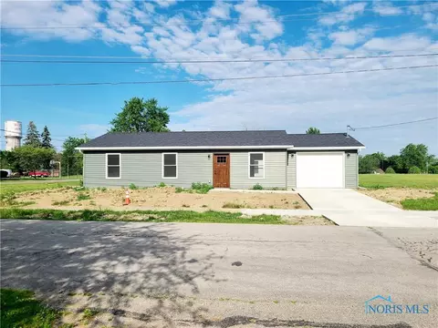 124 S High St, West Unity, OH 43570