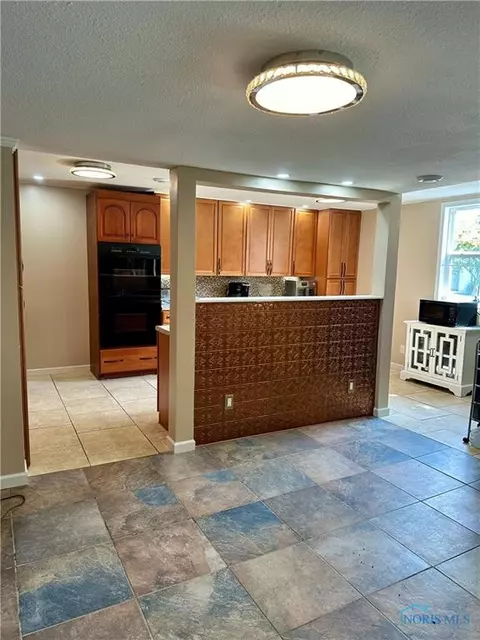 211 N Walnut St, Dunkirk, OH 45836 photo 12