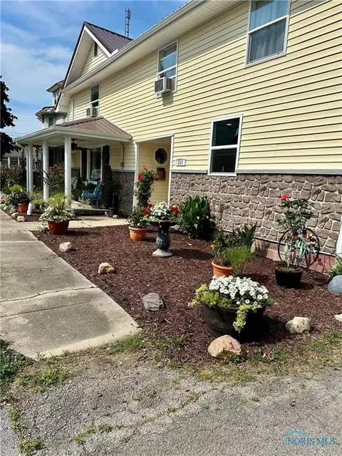 211 N Walnut St, Dunkirk, OH 45836 photo 7