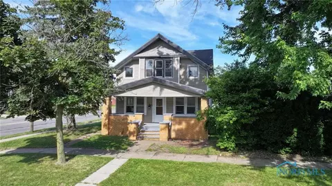 3430 Maple St, Toledo, OH 43608