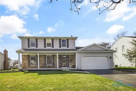 5965 Rockdale Ln, Sylvania, OH 43560
