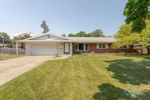 1222 Michele Dr, Toledo, OH 43614