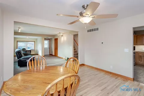 218 Guy St, Walbridge, OH 43465 photo 9