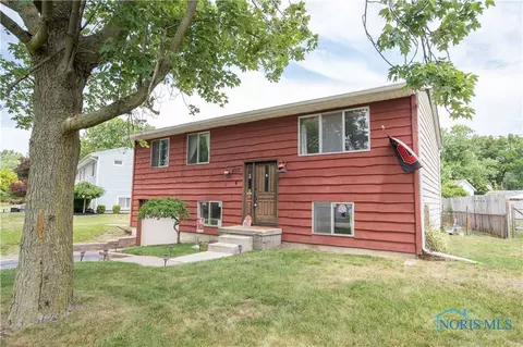 407 Cheswick Rd, Holland, OH 43528