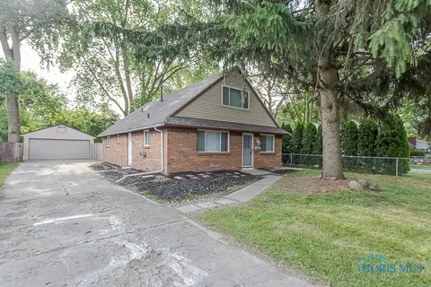 5618 Harschel Dr, Toledo, OH 43623