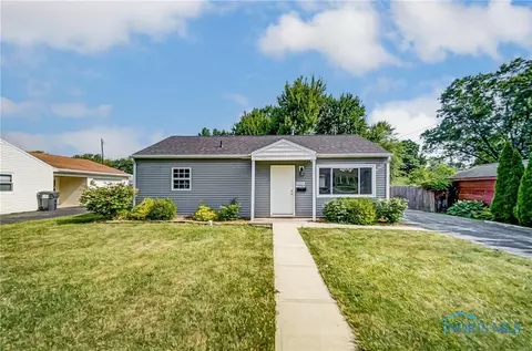 1112 Putnam St, Findlay, OH 45840