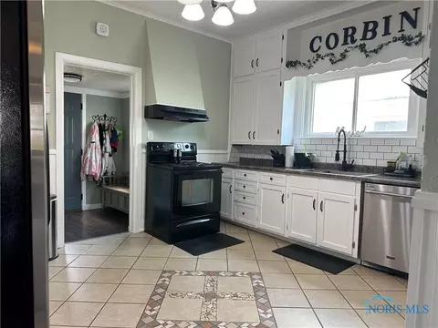 215 Shinkle St, Findlay, OH 45840 photo 12