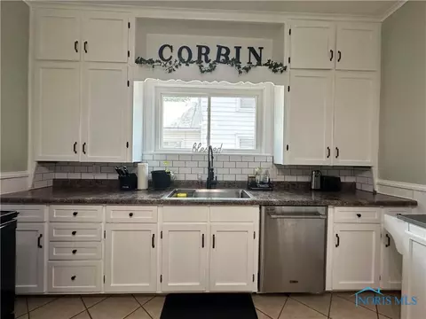 215 Shinkle St, Findlay, OH 45840 photo 14