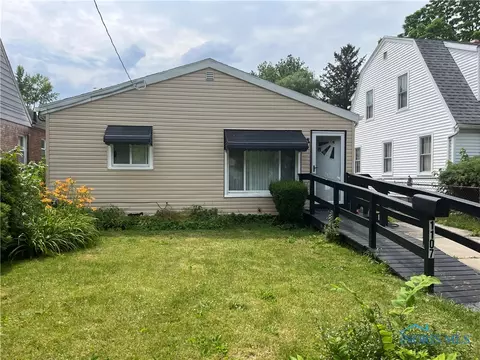 1107 Mackow Dr, Toledo, OH 43607 photo 1