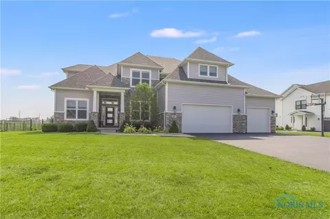 109 Waverly Point Rd, Perrysburg, OH 43551