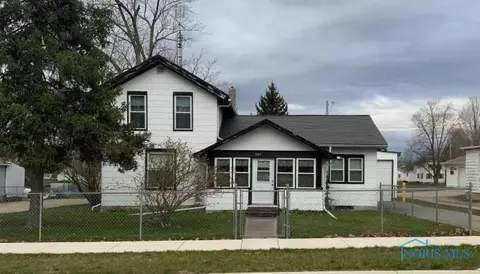 207 N State St, Pioneer, OH 43554