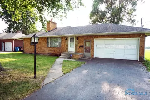1024 S Coy Rd, Oregon, OH 43616
