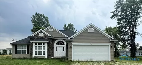 6426 South Ave, Holland, OH 43528