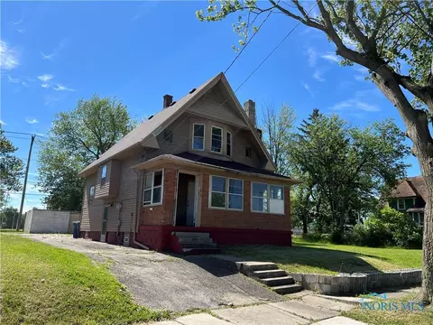 2410 Lawton Ave, Toledo, OH 43620