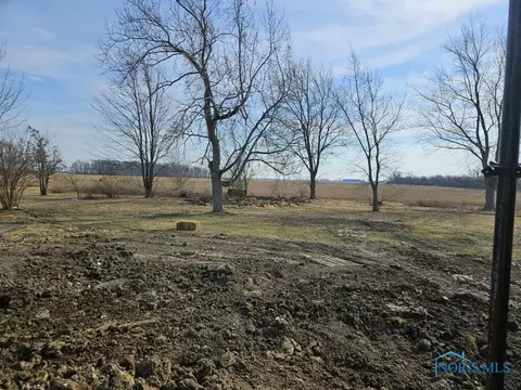 22401 Cygnet Rd, Custar, OH 43511
