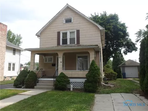 921 Linden Blvd, Fremont, OH 43420