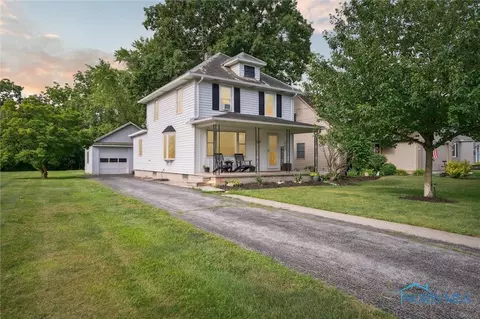 347 E Water St, Oak Harbor, OH 43449