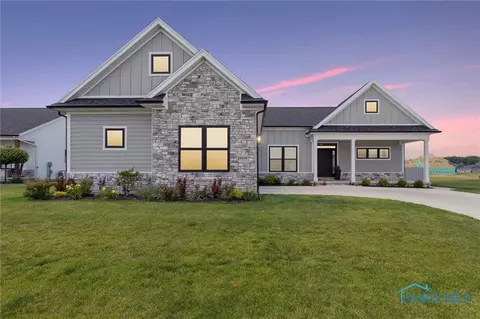 25245 John F Mccarthy Way, Perrysburg, OH 43551
