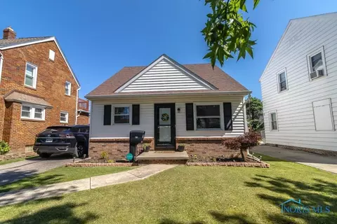 720 Cloverdale Rd, Toledo, OH 43612