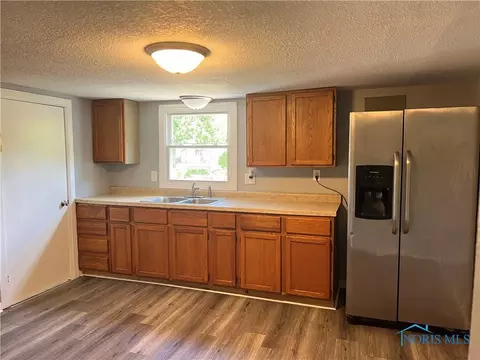 809 State St, Melrose, OH 45873 photo 5