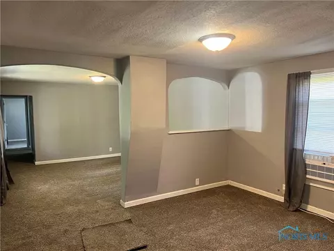 809 State St, Melrose, OH 45873 photo 2