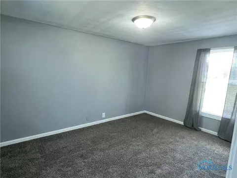 809 State St, Melrose, OH 45873 photo 9