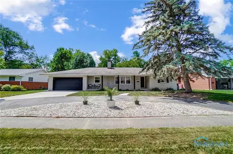2029 Greendale Ave, Findlay, OH 45840