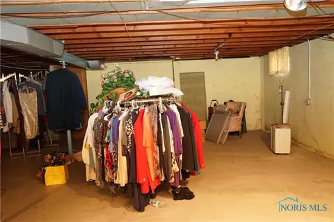 2287 Westmonte Rd, Toledo, OH 43607 photo 20