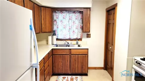522 E Hamilton St, Bryan, OH 43506 photo 9